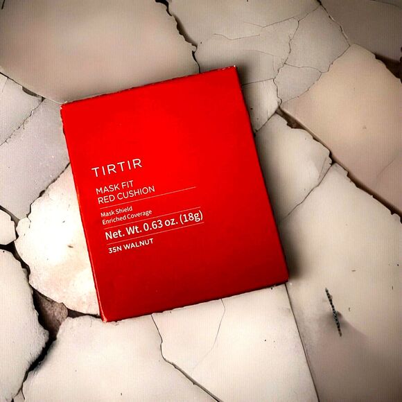 Tirtir Mask Fit Red Cushion Enriched Coverage 35N Walnut .63oz 18g  NEW IN BOX - Picture 1 of 2